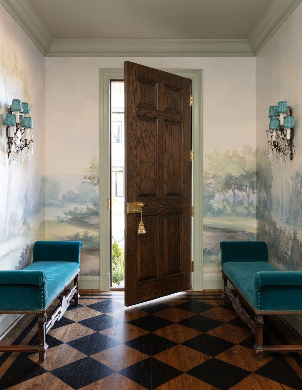 Almost Every Piece in This Layered Arkansas Home Was a Lucky Antique Find