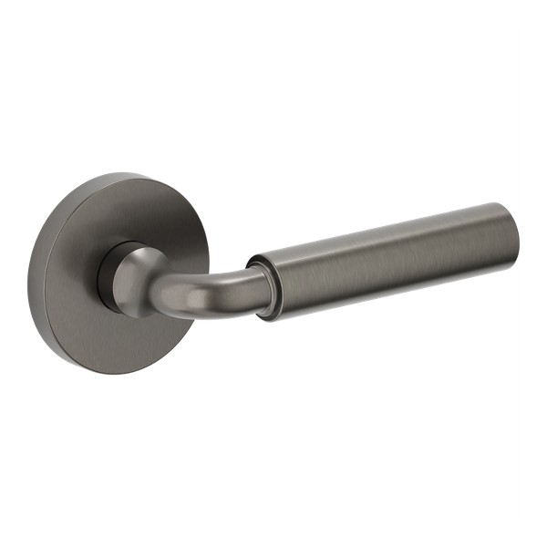 L031 Curved Gramercy Lever with 5046 Rose - Passage - Lifetime