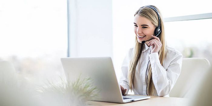 Support woman on phone